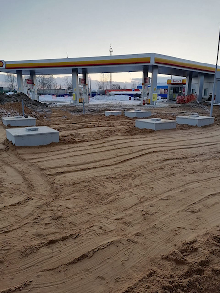 Обратная засыпка топливного парка резервуаров с последущем тромбованием